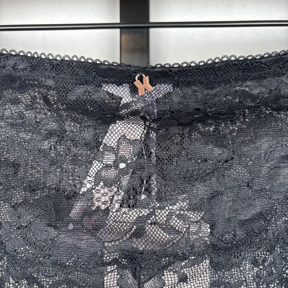 NEW Savage X Fenty Women’s Panties Size 2X Floral Lace Cheeky Black Hipster